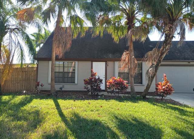 Property at 5266 Greenwood Dr, Delray Beach, FL 33484, 3 beds, 2 baths