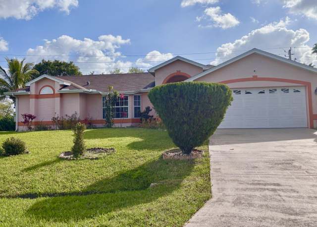Property at 3061 SE Wake Rd, Port Saint Lucie, FL 34984, 3 beds, 2 baths