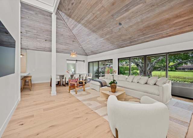 Property at 2155 Wightman Dr, Wellington, FL 33414, 3 beds, 3 baths