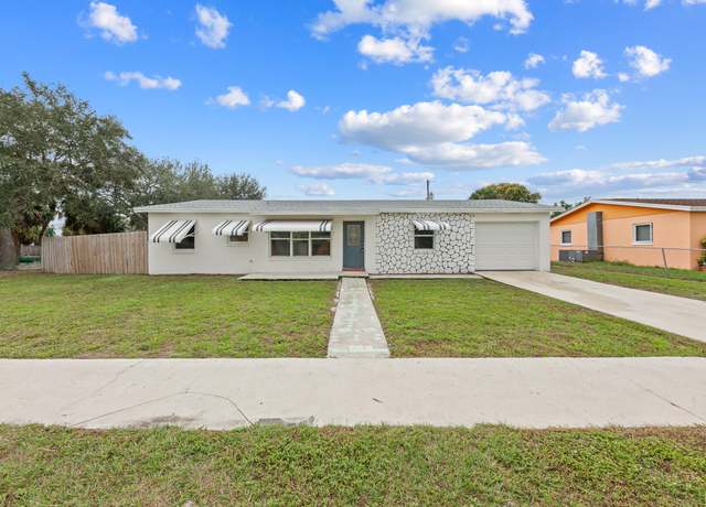 Property at 1400 13th St, West Palm Beach, FL 33401, 4 beds, 2 baths