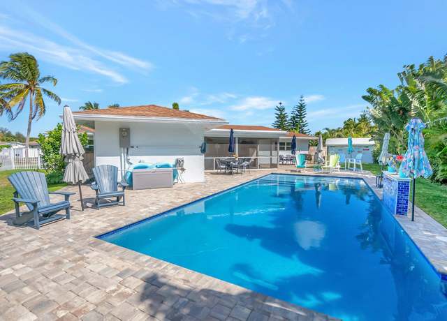 Property at 545 NW 13th Dr, Boca Raton, FL 33486, 3 beds, 3 baths
