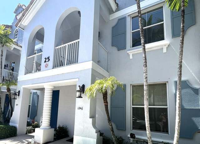 Property at 1246 Via De Fossi, Boynton Beach, FL 33426, 3 beds, 3 baths