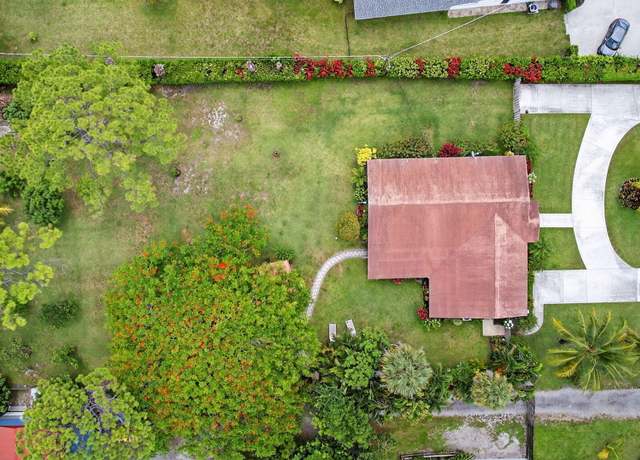 Property at 6591 Patricia Dr, West Palm Beach, FL 33413, 4 beds, 2 baths