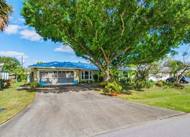Property at 117 NE Surfside Ave, Port Saint Lucie, FL 34983, 3 beds, 2 baths