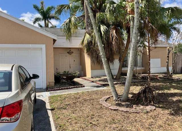 Property at 9918 Moss Pond Dr, Boca Raton, FL 33496, 3 beds, 2 baths