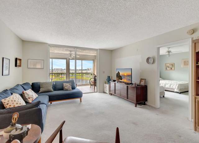 Property at 14575 Bonaire Blvd #402, Delray Beach, FL 33446, 2 beds, 2 baths