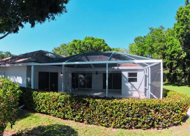 Property at 2803 Pin Oak Ct, Palm Beach Gardens, FL 33410, 2 beds, 2 baths