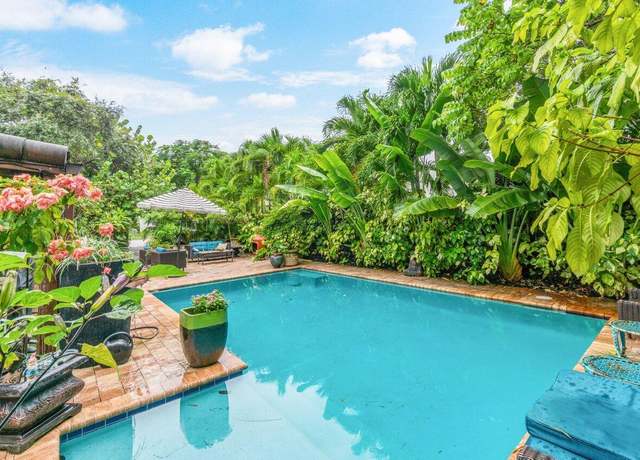 Property at 601 Forest Hill Blvd, West Palm Beach, FL 33405, 4 beds, 3 baths