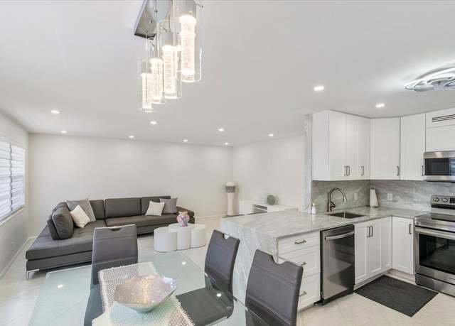 Property at 305 Richmond A #305, Deerfield Beach, FL 33442, 2 beds, 2 baths