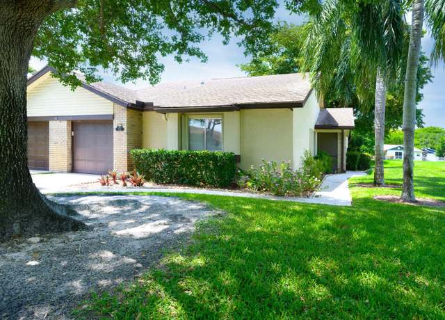 Property at 116 Village Walk Dr, Royal Palm Beach, FL 33411, 3 beds, 2 baths
