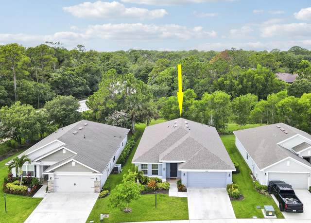 Property at 886 NE Whistling Duck Way, Port Saint Lucie, FL 34983, 4 beds, 2 baths