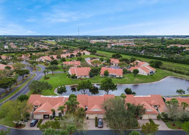 Property at 7882 Lake Sands Dr, Delray Beach, FL 33446, 2 beds, 2 baths