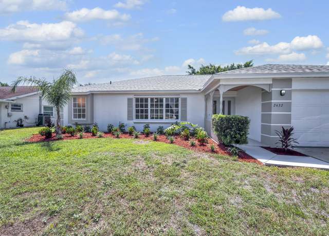 Property at 2432 SE Floresta Dr, Port Saint Lucie, FL 34984, 3 beds, 2 baths