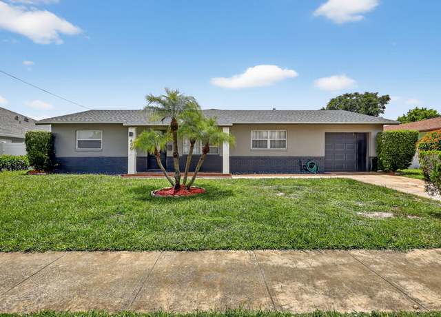Property at 600 S Mangonia Cir, West Palm Beach, FL 33401, 4 beds, 2 baths