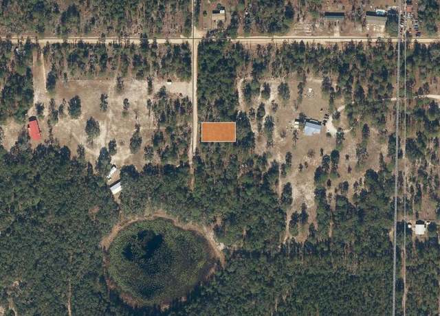 Property at 206 Wales St, Interlachen, FL 32148