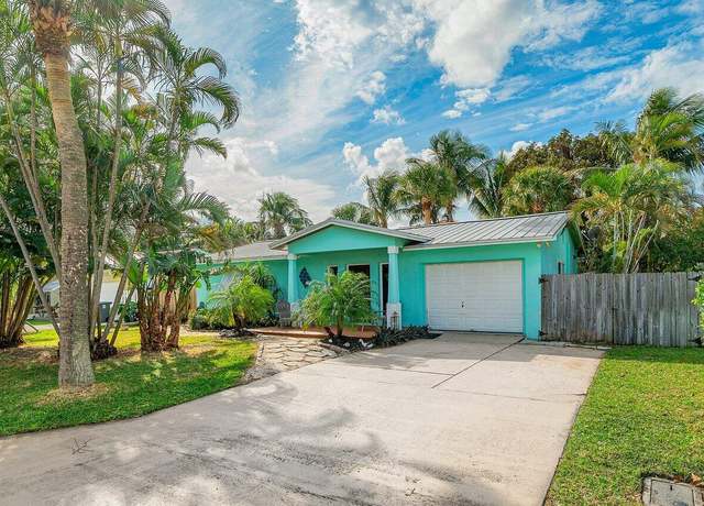 Property at 3118 Pierson Dr, Delray Beach, FL 33483, 3 beds, 2 baths