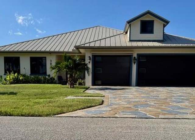 Property at 382 SW Dalton Cir, Port Saint Lucie, FL 34953, 3 beds, 2.5 baths