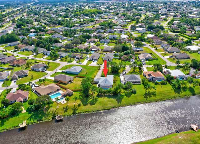 Property at 256 SW Ridgecrest Dr, Port Saint Lucie, FL 34953, 4 beds, 3.5 baths