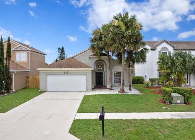 Property at 22449 Middletown Dr, Boca Raton, FL 33428, 3 beds, 2 baths