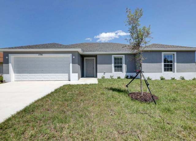 Property at 508 NW Avon Ave, Port Saint Lucie, FL 34983, 4 beds, 2 baths