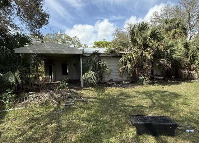 Property at 1165 6th Ave, Vero Beach, FL 32960, 2 beds, 2 baths