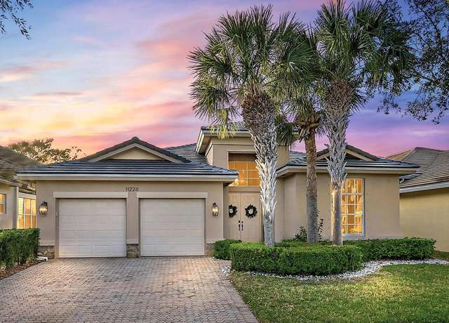 Property at 11226 Osprey Lake Ln, Palm Beach Gardens, FL 33412, 4 beds, 3.5 baths