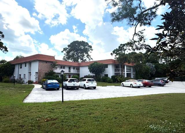 Property at 2600 SE Ocean Blvd Unit K12, Stuart, FL 34996, 1 bed, 1.5 baths