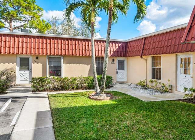 Property at 701 Laconia Cir Unit B, Lake Worth, FL 33467, 2 beds, 2 baths