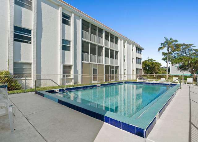 Property at 236 Castlewood Dr #301, North Palm Beach, FL 33408, 2 beds, 2 baths
