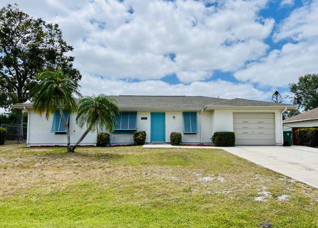 Property at 1942 SE Carvalho St, Port Saint Lucie, FL 34983, 3 beds, 2 baths