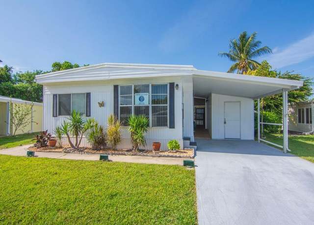 Property at 521 NE Sapphire Ln, Jensen Beach, FL 34957, 2 beds, 2 baths