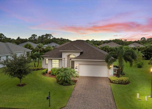 Property at 8369 Paladin Sq, Vero Beach, FL 32967, 3 beds, 2.5 baths