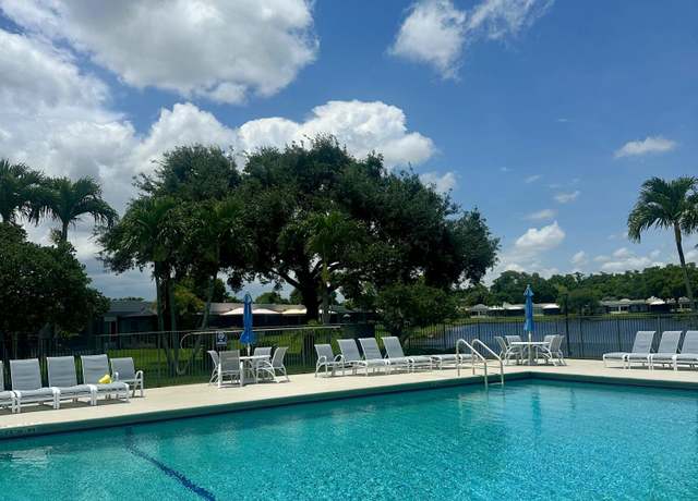 Property at 18900 Stewart Cir #7, Boca Raton, FL 33496, 2 beds, 2 baths