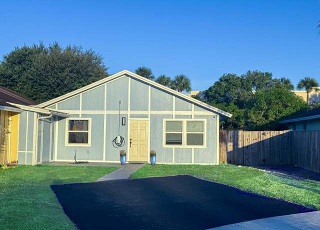 Property at 8715 Satalite Ter, West Palm Beach, FL 33403, 2 beds, 1 bath