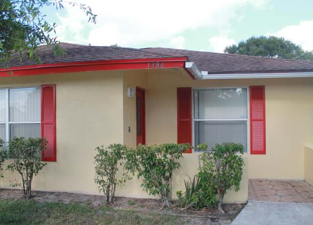 Property at 1384-1386 Riverside Cir, Wellington, FL 33414, 4 beds, 4 baths