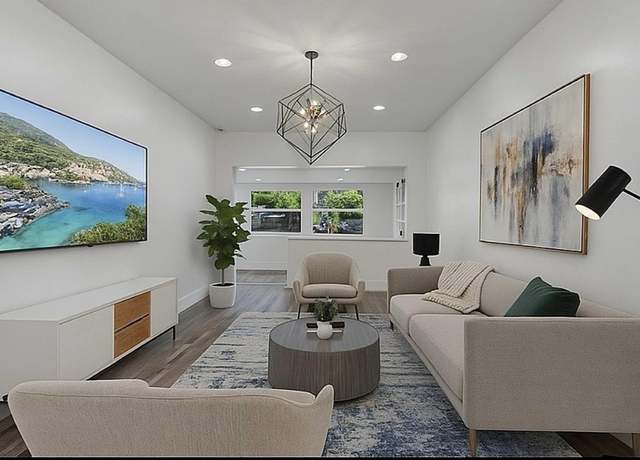 Property at 11 NW 117th St, Miami, FL 33168, 3 beds, 2 baths