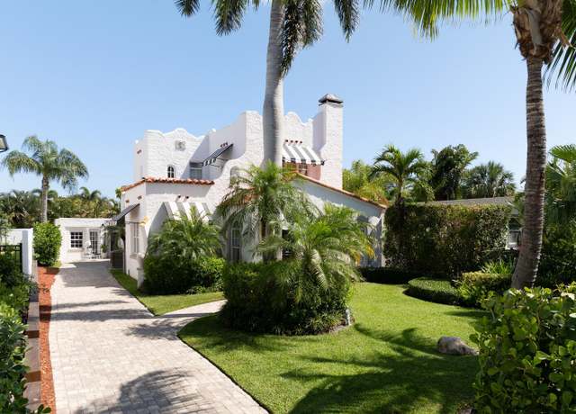 Property at 359 E Lakewood Rd, West Palm Beach, FL 33405, 3 beds, 2 baths
