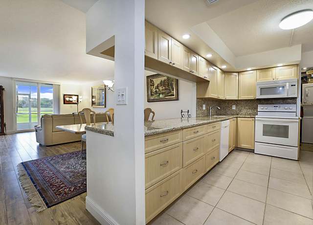 Property at 250 NW 67th St #119, Boca Raton, FL 33487, 2 beds, 2 baths
