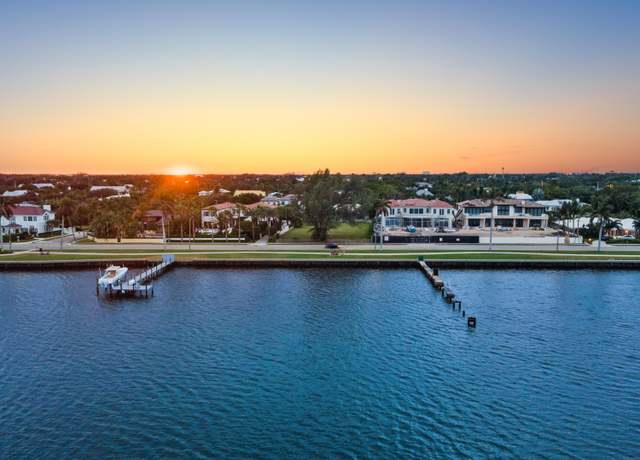 Property at 5400 Essex Ct, West Palm Beach, FL 33405, 3 beds, 3.5 baths