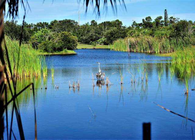 Property at 5051 Tozour Rd, Fort Pierce, FL 34946, 9 beds, 6.5 baths