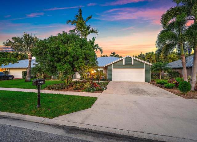 Property at 2590 Monaco Ter, Palm Beach Gardens, FL 33410, 3 beds, 2.5 baths