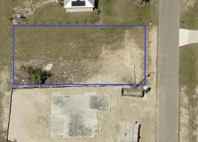 Property at 1302 NE Juanita Pl, Cape Coral, FL 33909