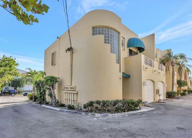 Property at 3213 NE 16th St #112, Pompano Beach, FL 33062, 2 beds, 2.5 baths