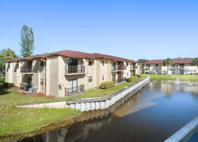 Property at 2050 Oleander Blvd #2205, Fort Pierce, FL 34950, 1 bed, 1.5 baths