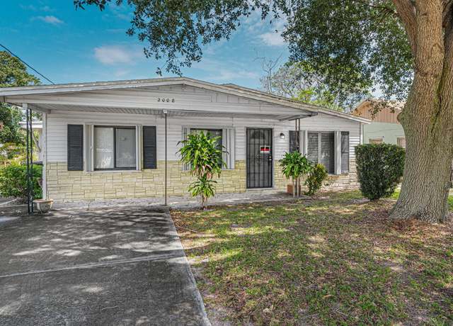 Property at 2008 Avenue N, Fort Pierce, FL 34950, 4 beds, 2 baths