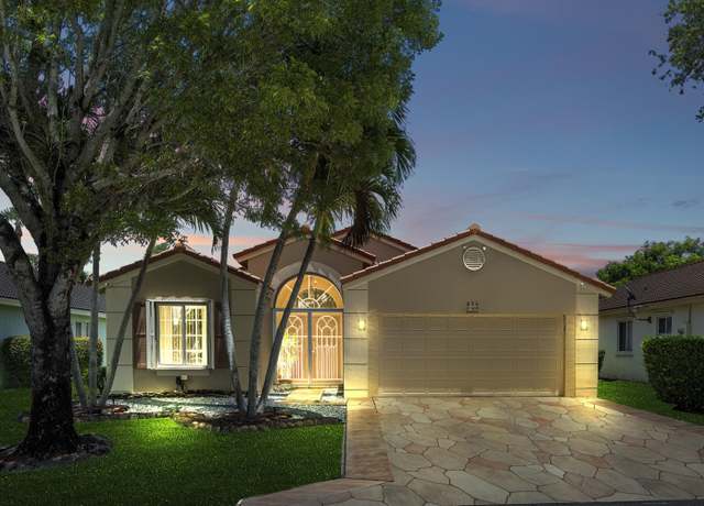 Property at 600 NW 45th Ave, Deerfield Beach, FL 33442, 4 beds, 2.5 baths