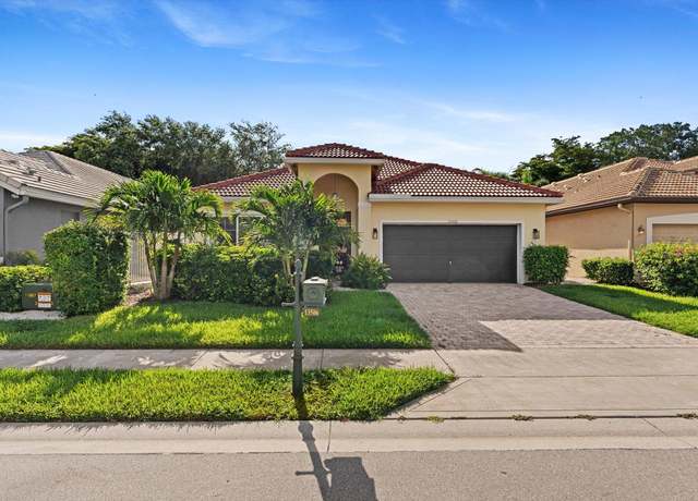 Property at 13506 Carrick Green Ct, Delray Beach, FL 33446, 3 beds, 2 baths