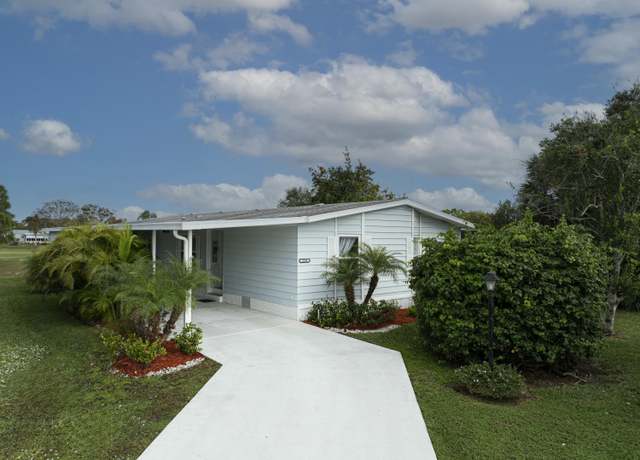 Property at 3049 Satinleaf Ln, Port Saint Lucie, FL 34952, 2 beds, 2 baths
