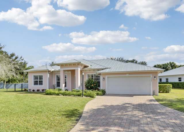 Property at 5307 SW Viola Ct, Stuart, FL 34997, 4 beds, 3 baths