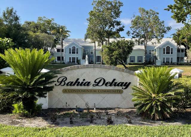 Property at 1350 Crystal Way #106, Delray Beach, FL 33444, 3 beds, 2.5 baths